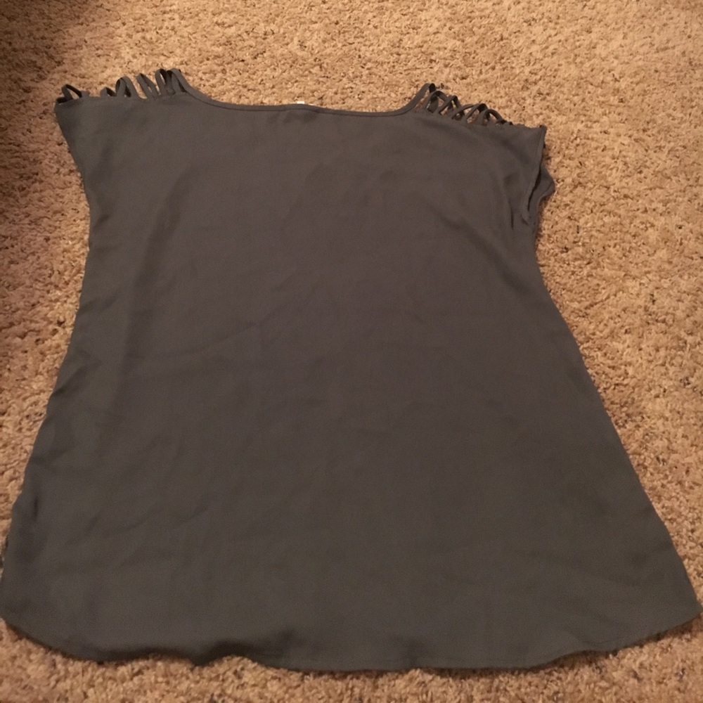 Grey Blouse - Picture 2 of 2